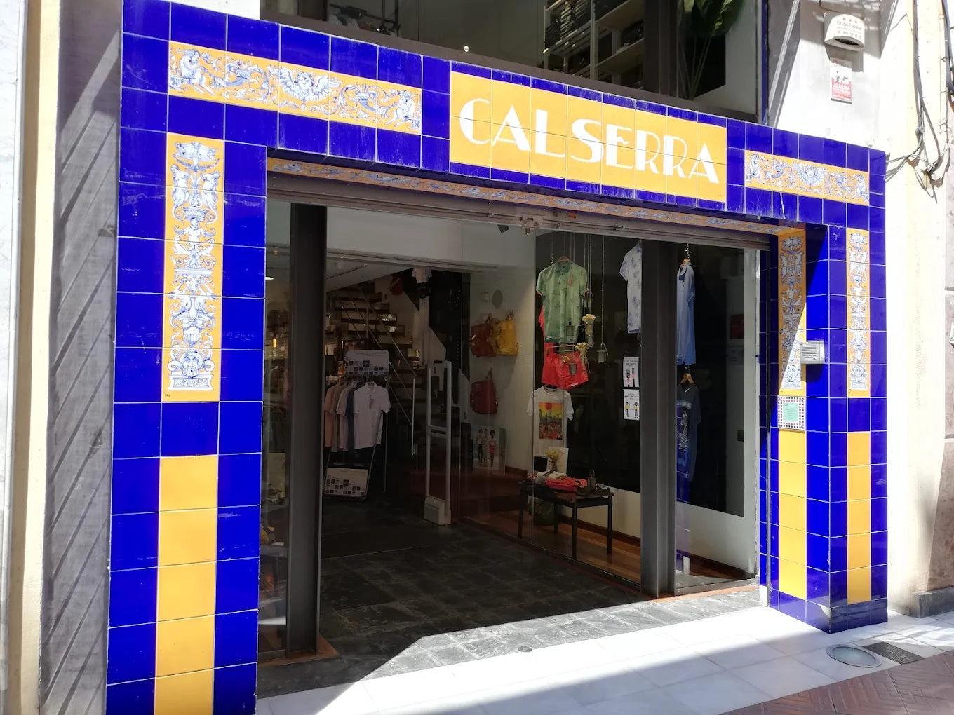 CAL_SERRA.webp