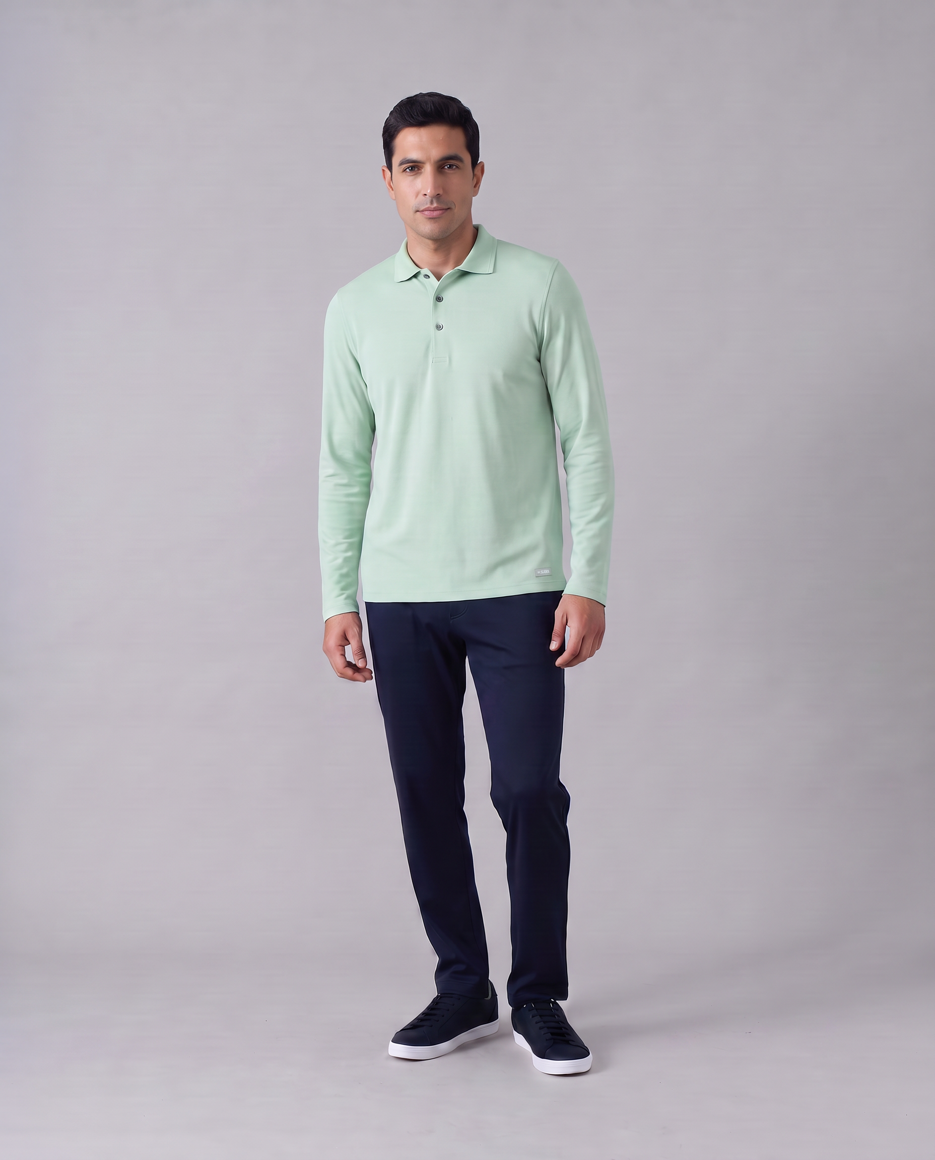 PO810VR37_POLO_ESSENTIAL_SLIM_-_5.png
