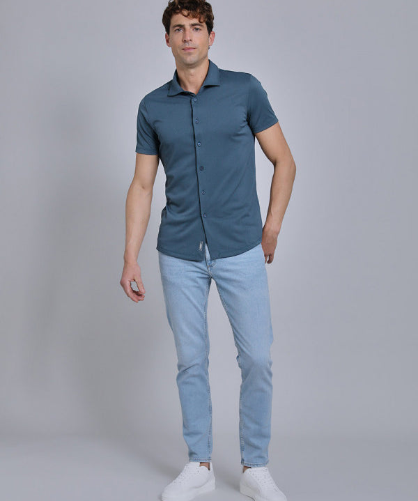 shirt-clean-slim_fc4ff451-20d1-4cb2-b5e3-c9482f7b3906.jpg